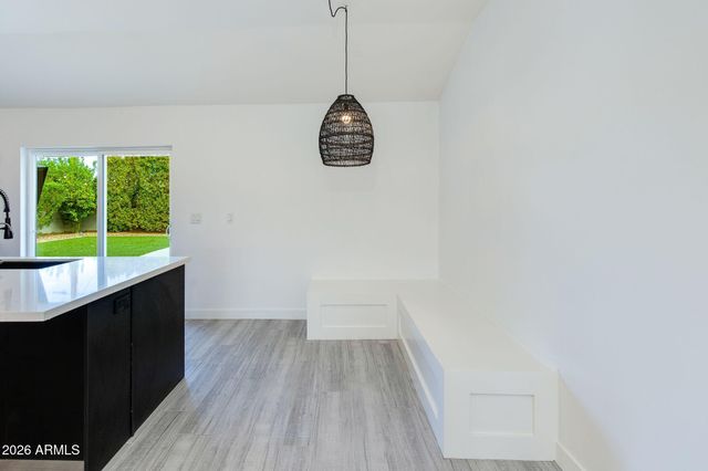 8150 E COLUMBUS Avenue, Scottsdale, AZ 85251