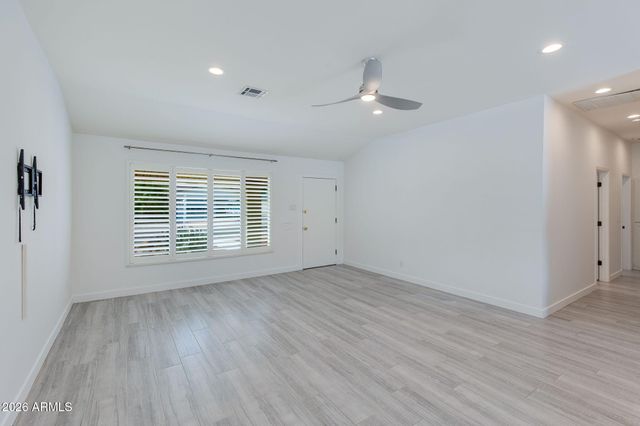 8150 E COLUMBUS Avenue, Scottsdale, AZ 85251