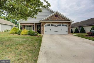 46 LANTERN LN, Shippensburg, PA 17257