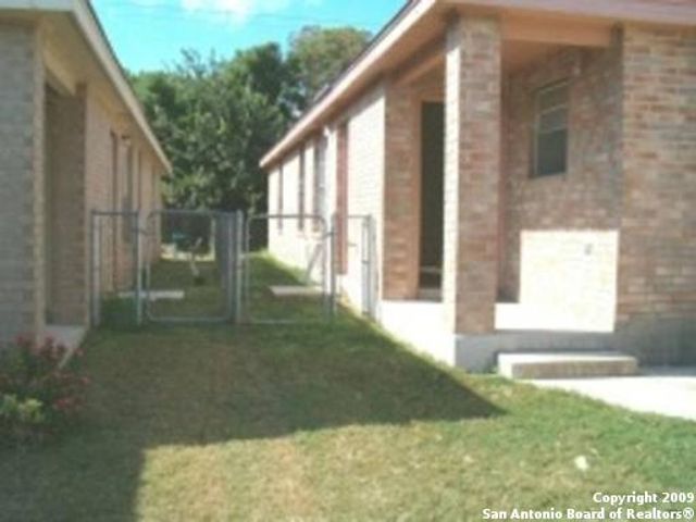 12231 - 12233 Maverick Bluff, San Antonio, TX 78247