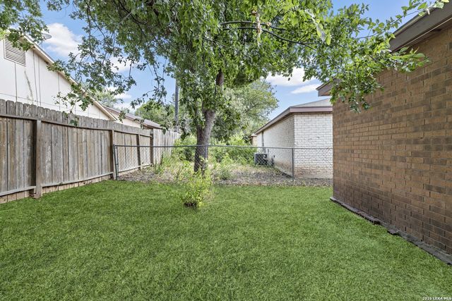 12231 - 12233 Maverick Bluff, San Antonio, TX 78247