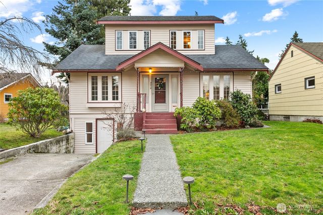 3018 Elm Street, Bellingham, WA 98225