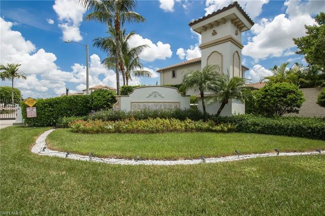 8785 Madrid CIR, Naples, FL 34104