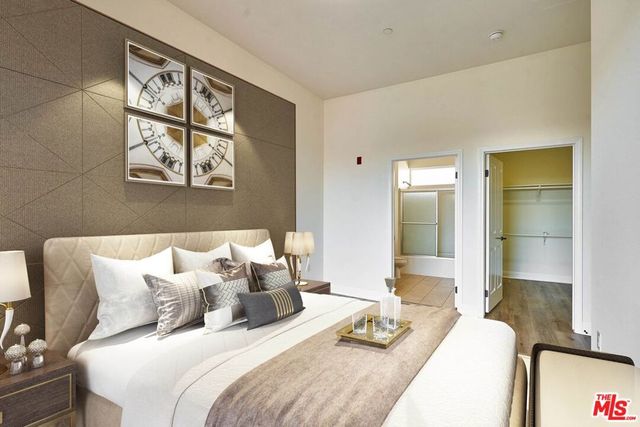 345 S Gramercy Place PH5, Los Angeles, CA 90020