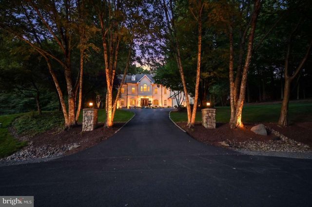 129 SINEGAR PL, Sterling, VA 20165