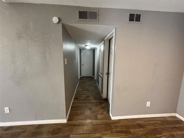 10211 Sugar Branch Drive 396, Houston, TX 77036