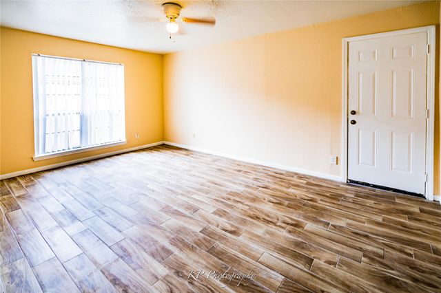 10211 Sugar Branch Drive 396, Houston, TX 77036