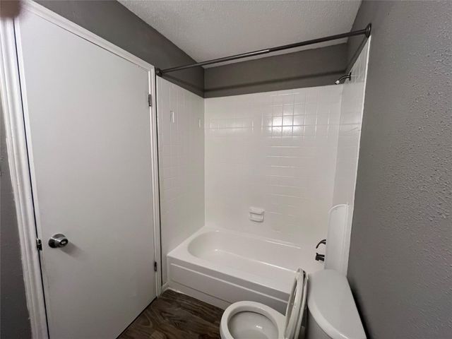 10211 Sugar Branch Drive 396, Houston, TX 77036
