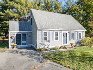 8 Tucker Park D, Pepperell, MA 01463