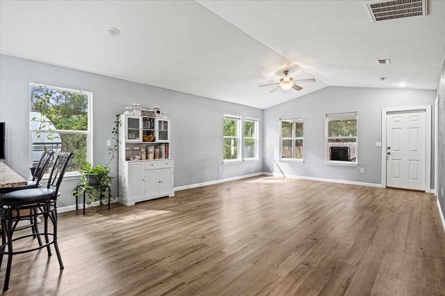 954 Cap Tram Road, Tallahassee, FL 32317