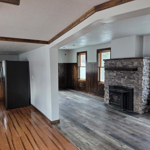 9289 Dawson Road NW, Angle Inlet, MN 56711