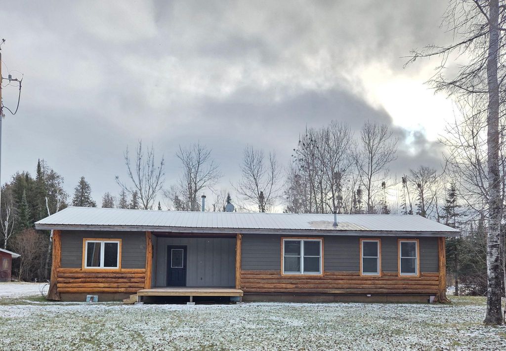 9289 Dawson Road NW, Angle Inlet, MN 56711