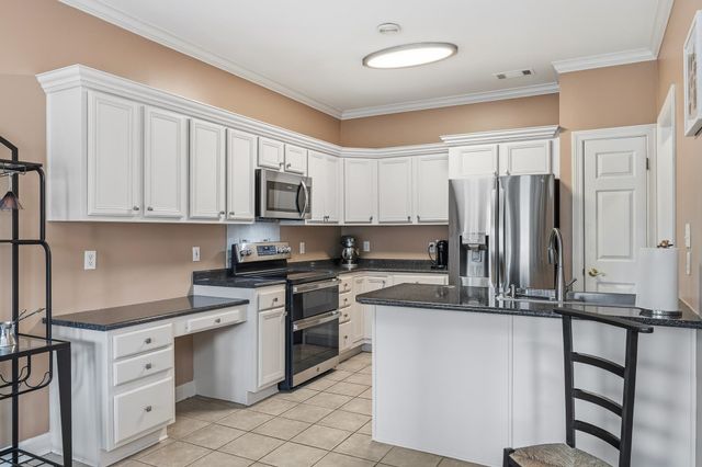 1277 WINTER SPRINGS LN, Cordova, TN 38016