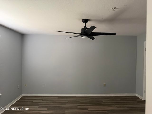 7800 POINT MEADOWS Drive 1431, Jacksonville, FL 32256