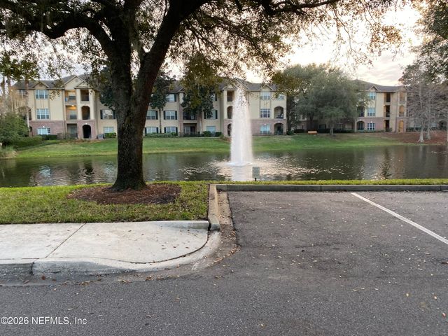 7800 POINT MEADOWS Drive 1431, Jacksonville, FL 32256