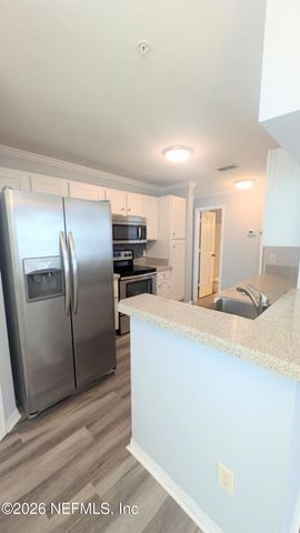 7800 POINT MEADOWS Drive 1431, Jacksonville, FL 32256