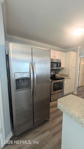 7800 POINT MEADOWS Drive 1431, Jacksonville, FL 32256