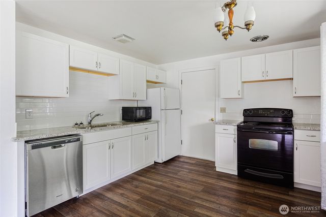 9413 147th Street Court E, Puyallup, WA 98375