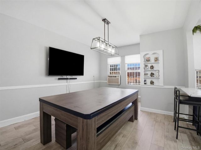 13054 226th Street, Laurelton, NY 11413