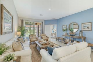2567 Vine AVE, Naples, FL 34120