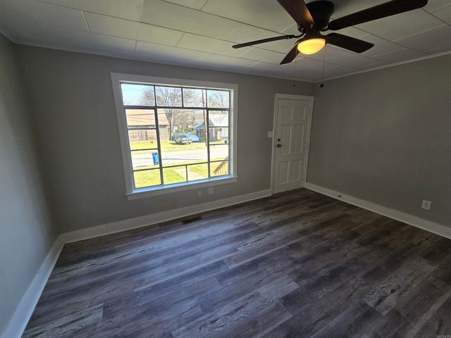 520 W 33Rd St, North Little Rock, AR 72118