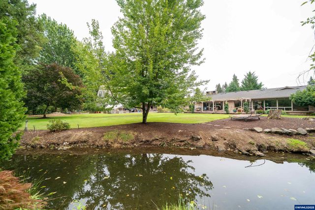 455 W High St, Stayton, OR 97383