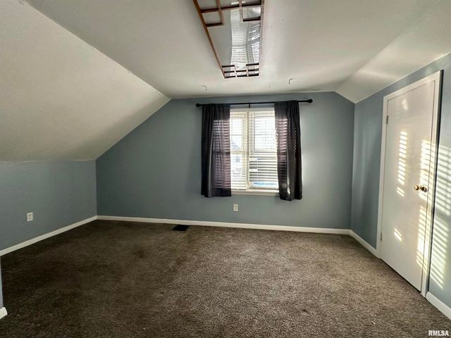 626 ARGYLE Court, Clinton, IA 52732