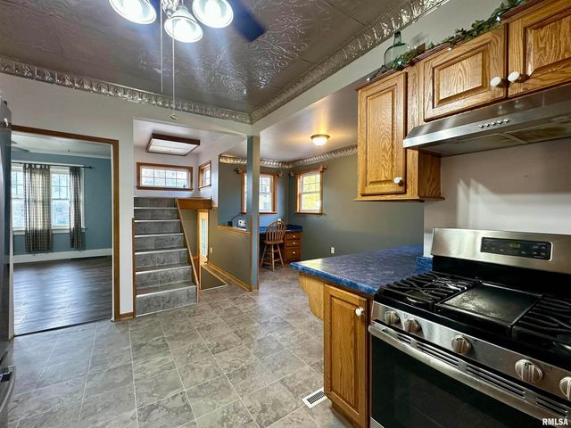 626 ARGYLE Court, Clinton, IA 52732