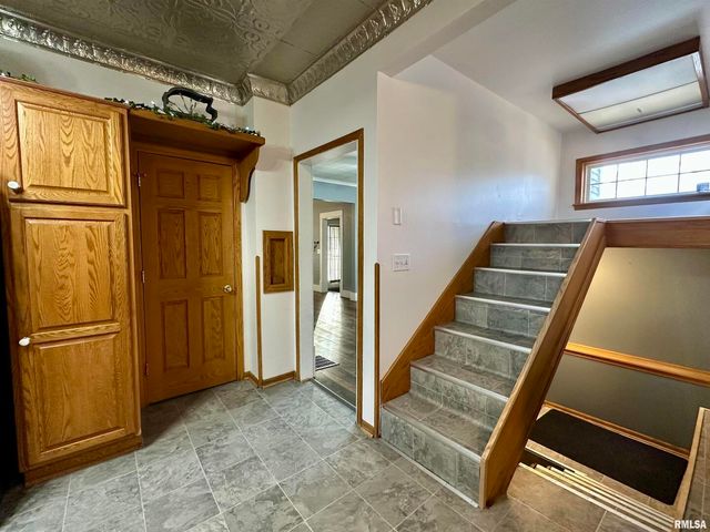 626 ARGYLE Court, Clinton, IA 52732