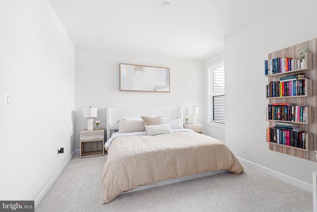 219 HICKORY HOLLOW CT, Cockeysville, MD 21030