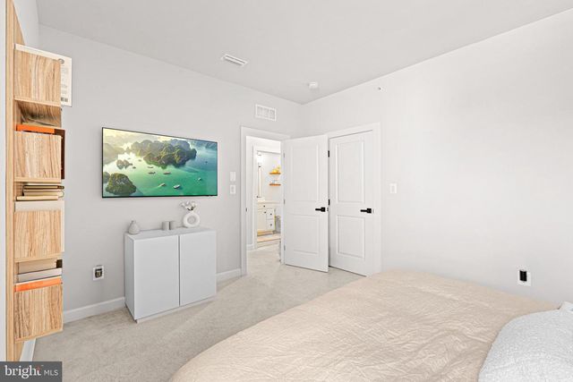 219 HICKORY HOLLOW CT, Cockeysville, MD 21030