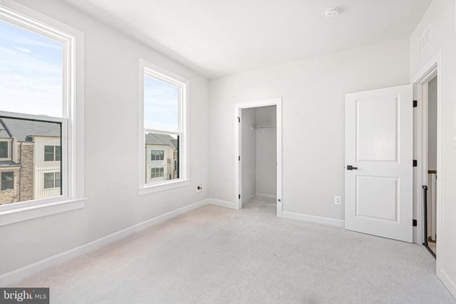 219 HICKORY HOLLOW CT, Cockeysville, MD 21030