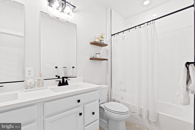 219 HICKORY HOLLOW CT, Cockeysville, MD 21030