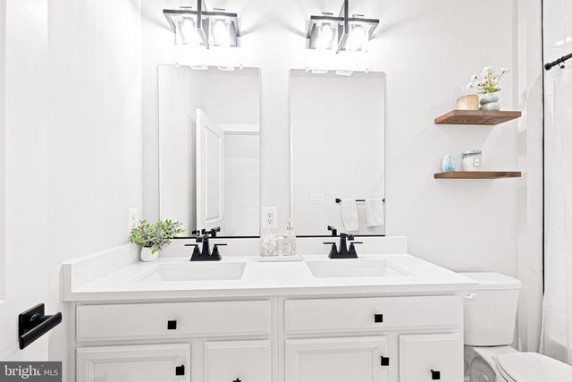 219 HICKORY HOLLOW CT, Cockeysville, MD 21030