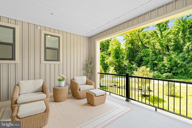 219 HICKORY HOLLOW CT, Cockeysville, MD 21030