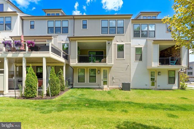 219 HICKORY HOLLOW CT, Cockeysville, MD 21030