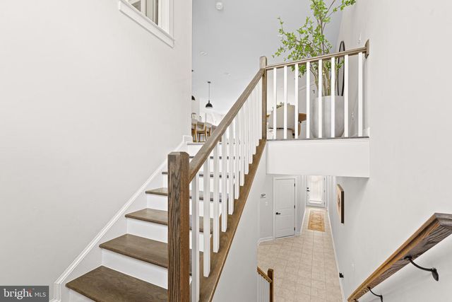 219 HICKORY HOLLOW CT, Cockeysville, MD 21030