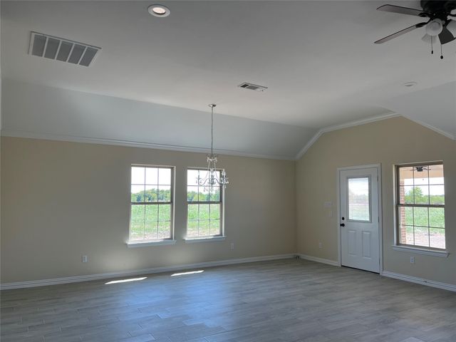 8008 County Road 1058, Rice, TX 75155