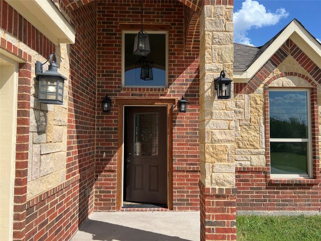 8008 County Road 1058, Rice, TX 75155