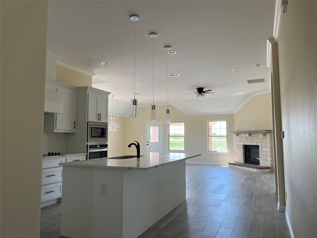 8008 County Road 1058, Rice, TX 75155