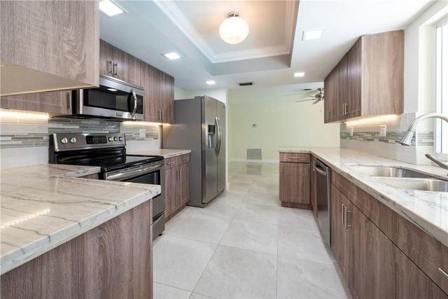 5200 NE 15th Avenue, Fort Lauderdale, FL 33334