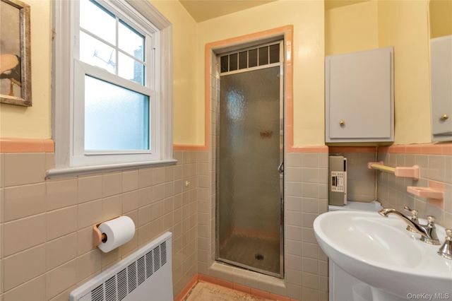 165 Linmouth Road, Malverne, NY 11565