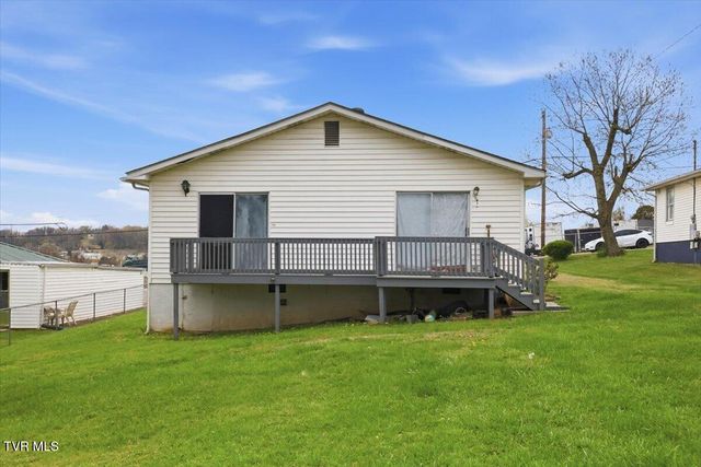 1324 Davis Street, Morristown, TN 37814
