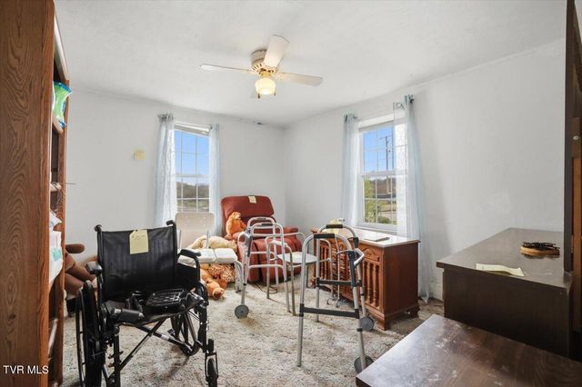 1324 Davis Street, Morristown, TN 37814