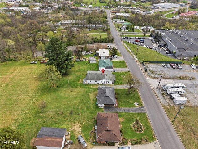 1324 Davis Street, Morristown, TN 37814