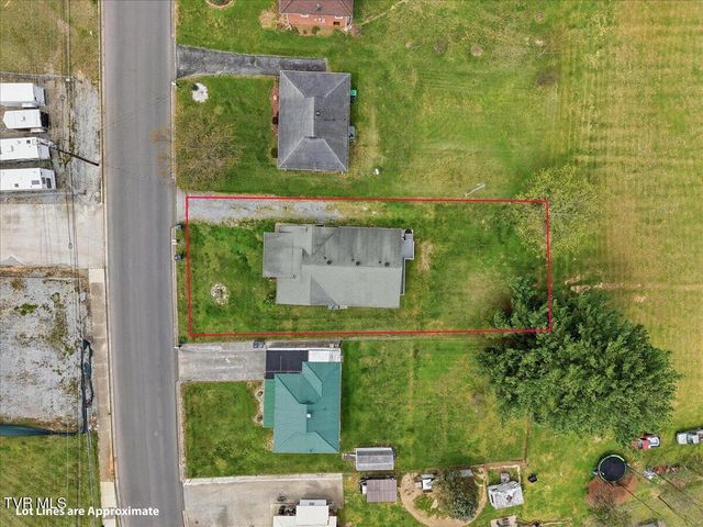 1324 Davis Street, Morristown, TN 37814