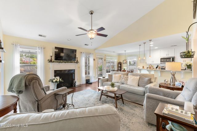 1013 Whispering Doe Drive, Wilmington, NC 28409
