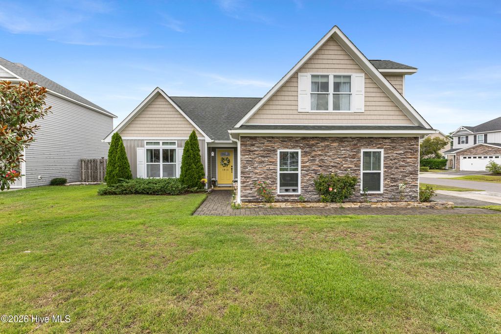 1013 Whispering Doe Drive, Wilmington, NC 28409