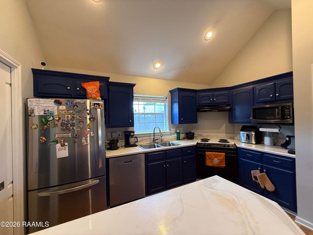 303 N Rushmore Lane, Youngsville, LA 70592