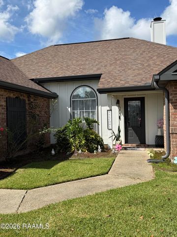303 N Rushmore Lane, Youngsville, LA 70592